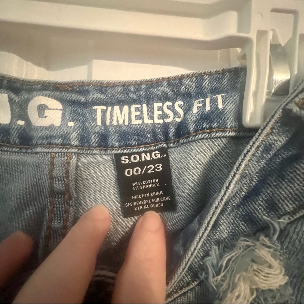 S.O.N.G Timeless Fit Distressed Jeans Size 00 / 23 High Rise - Picture 4 of 5